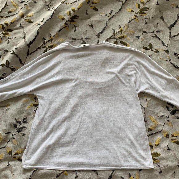 Aritzia White Long Sleeve - Picture 5 of 5